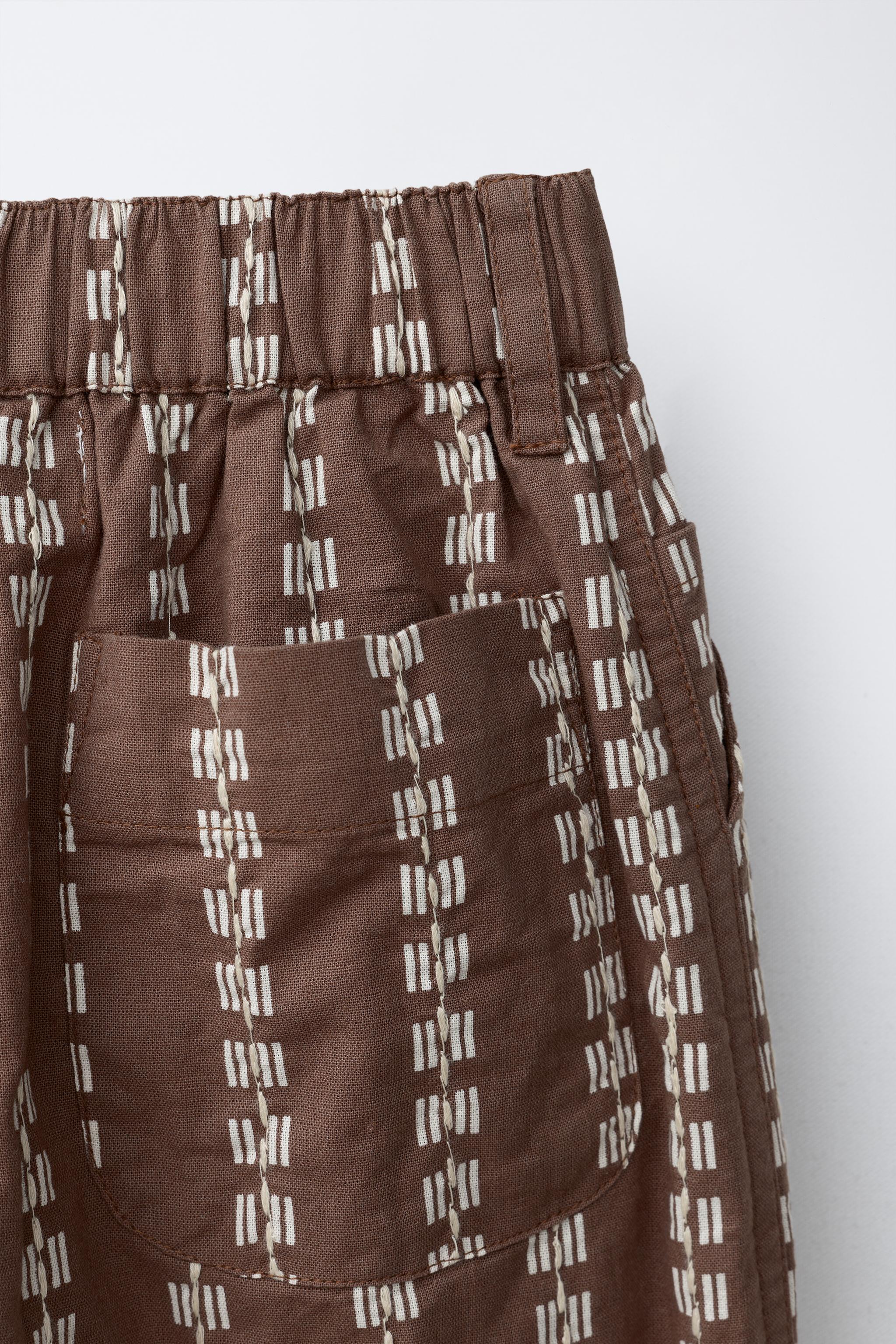 EMBROIDERED PRINTED BAGGY PANTS